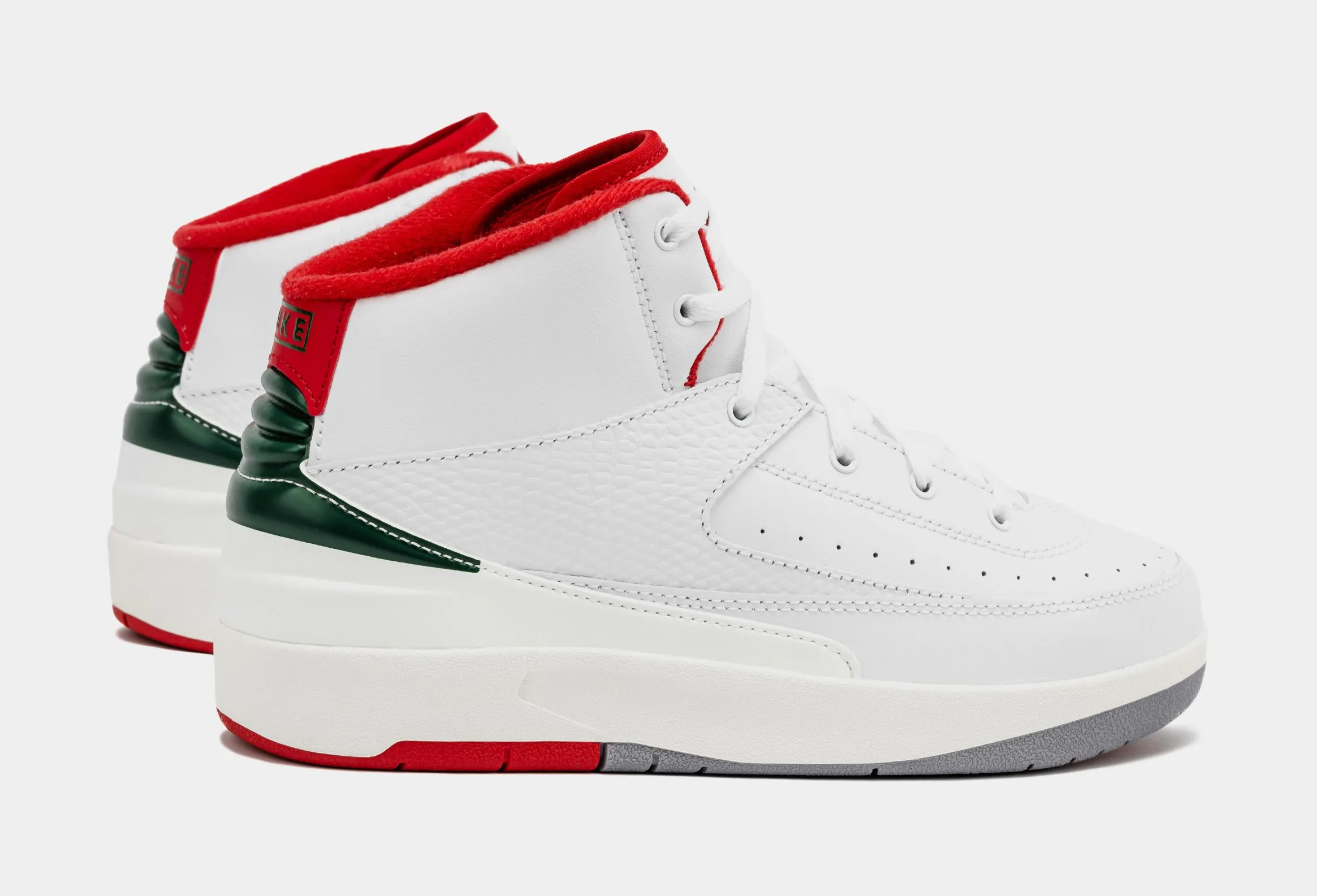 Air Jordan 2 Retro Italy Preschool Lifestyle Shoes (White/Fire Red) Free Shipping