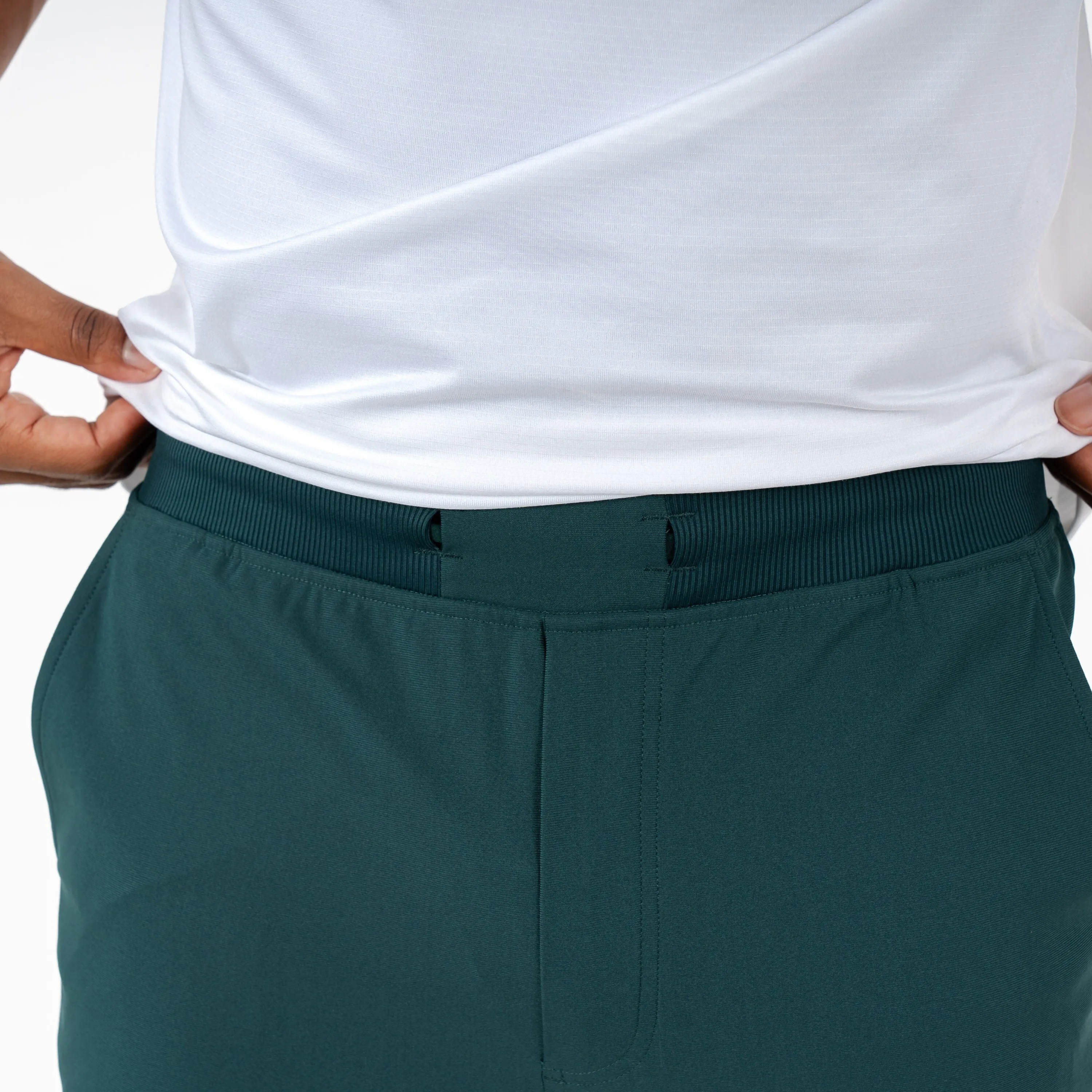 Delta Performance Jogger | Solid - Ponderosa Green