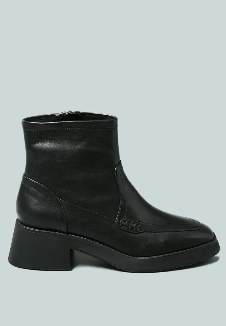 OXMAN Classic Black Ankle Boot